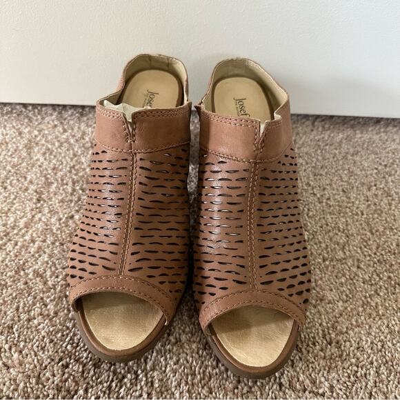 Josef Seibel Bonnie Clogs Mules Heels Perforated Peep Toe Sz EU 41 US 10 - 10.5 - Picture 2 of 16